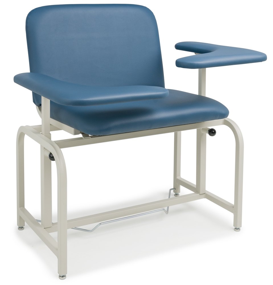 Lumex 6200 Bariatric Phlebotomy Chair