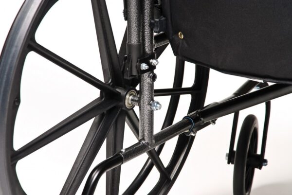 Traveler L4 wheelchair with elevating legrests