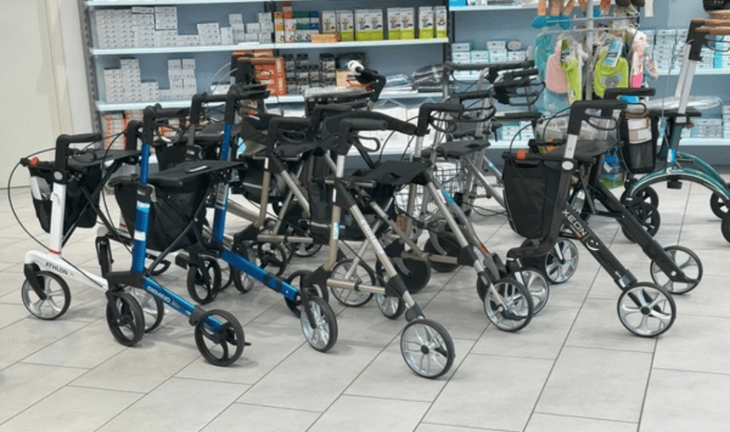 Home Page - MedCare Mobility 78 Where to buy a walker for seniors – comparison of rollators, upright, bariatric, and travel walkers