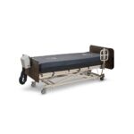 Alternating pressure mattress with low air loss: Medacure Comfort Zone on a hospital bed with digital pump