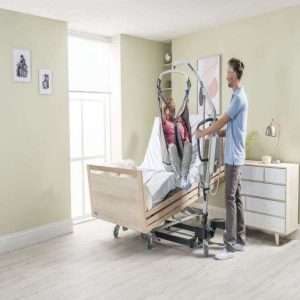 Premier Series Invacare Hoyer Lift Birdie Evo XPLUS —for Safe & Stable Patient Transfers - Image 4